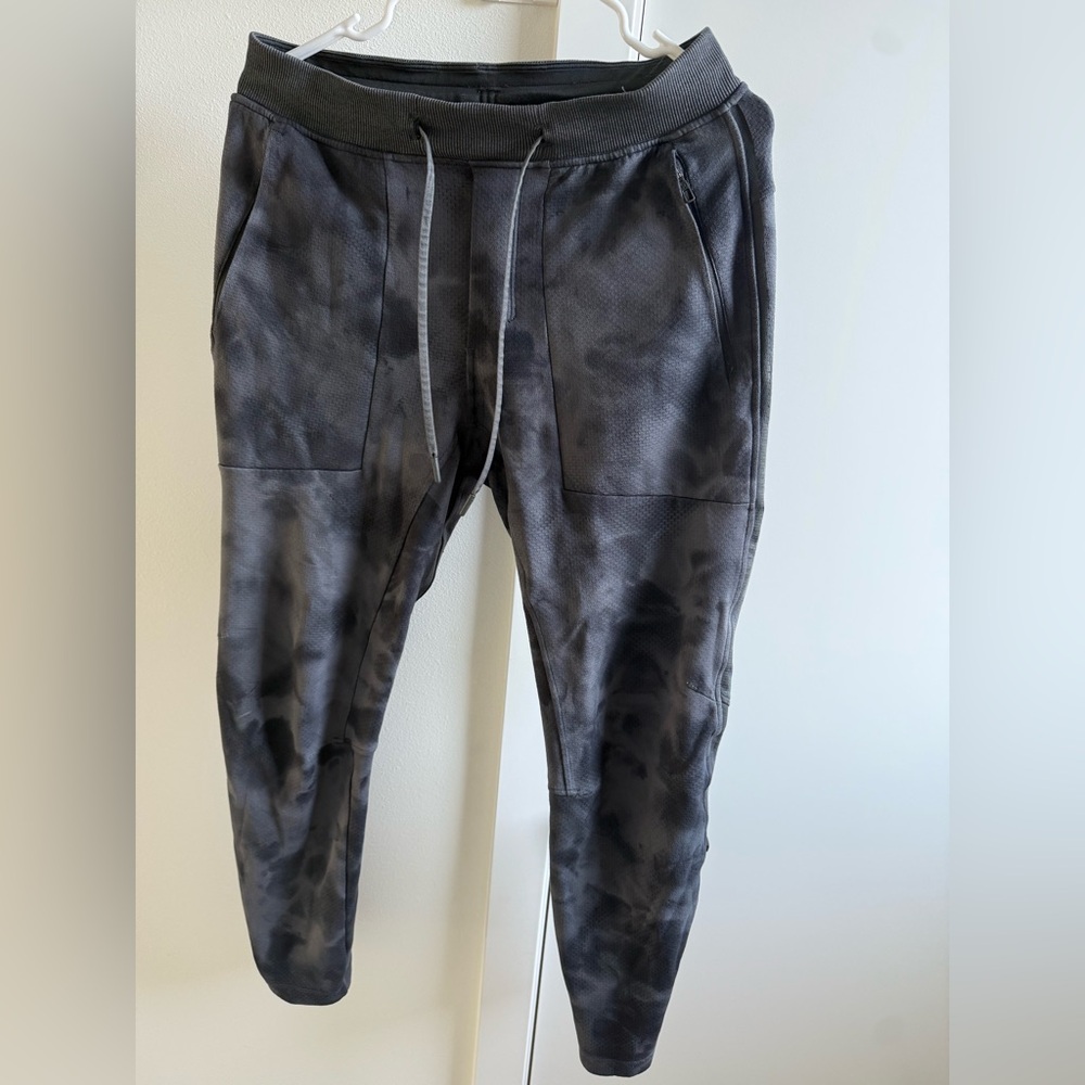 Lululemon Textured Tech Pants Small